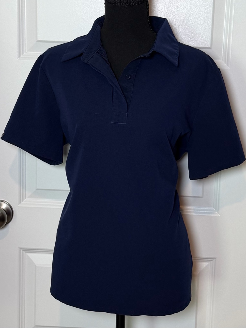 FIGS Nala Polo Scrub Top Navy Large Technical Collection W23SW1063